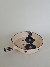 Load image into Gallery viewer, Breakfast Pan with Black Flower Painting
